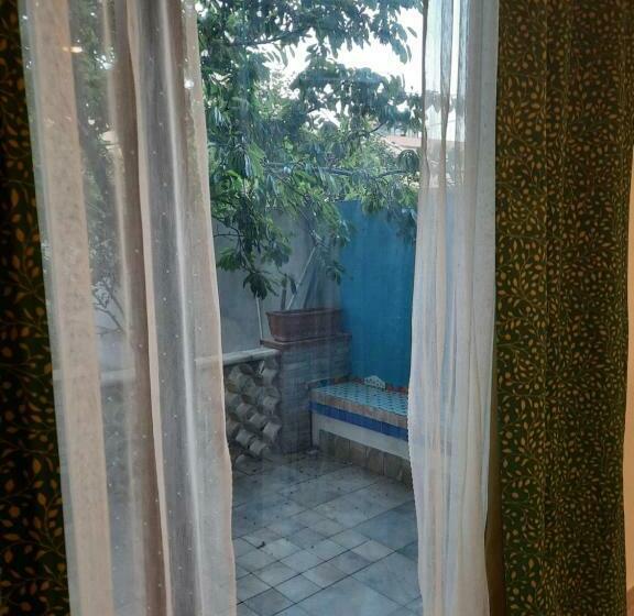 Bed and Breakfast Taorbay