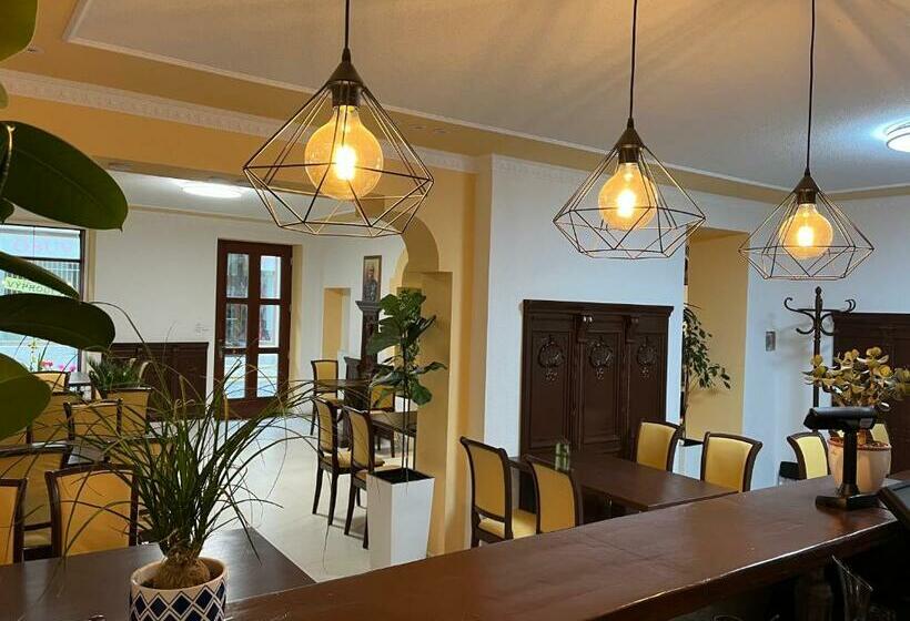 تختخواب و صبحانه Vt6 House & Restaurant