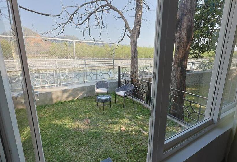 אתר נופש Voco Jim Corbett, An Ihg