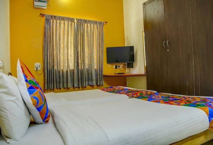 Fabhotel Hibiscus Stays   Nr Sholinganallur Water Lake & Vgp Aqua Kingdom