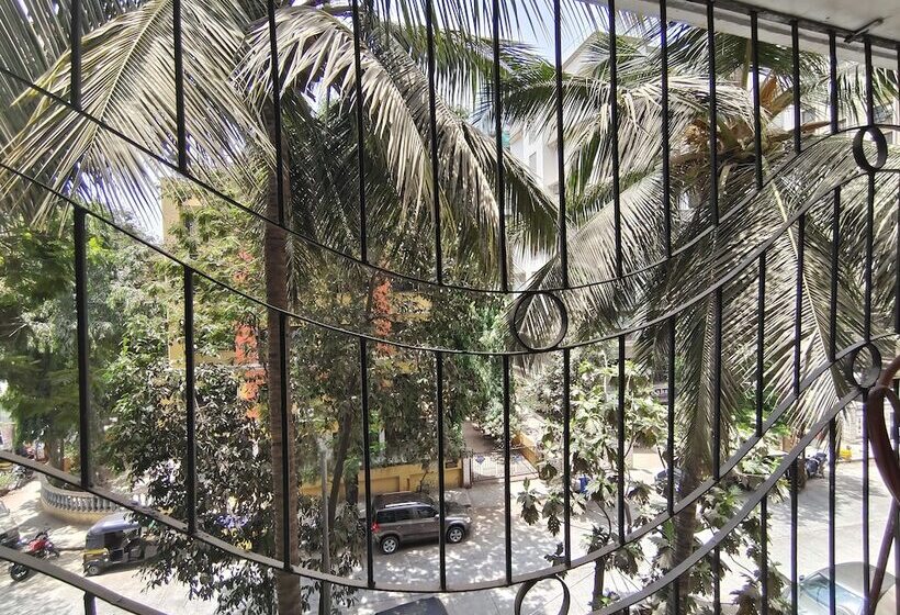 בית מלון כפרי Astha Residency