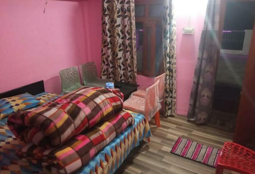 Отель Badri Kedar Hometay