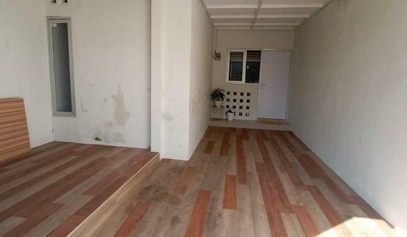 هتل Express O 91293 House