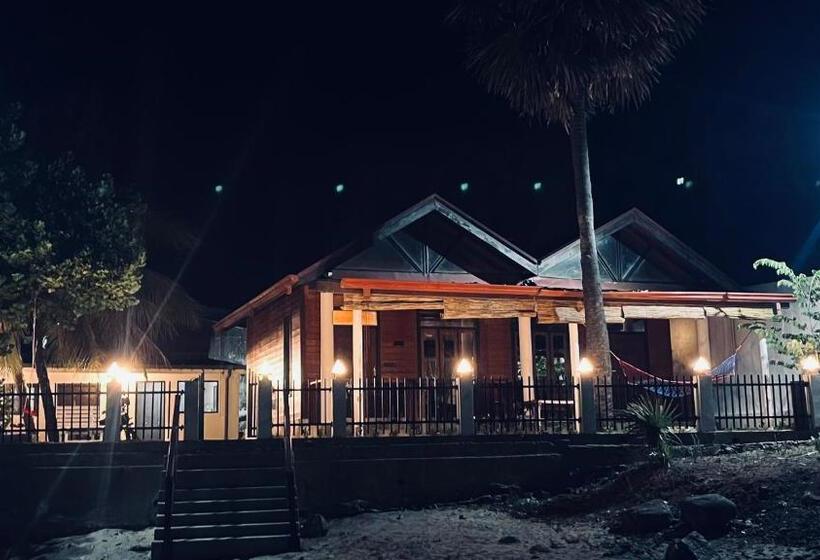 ホテル Janas Blue Water Corner