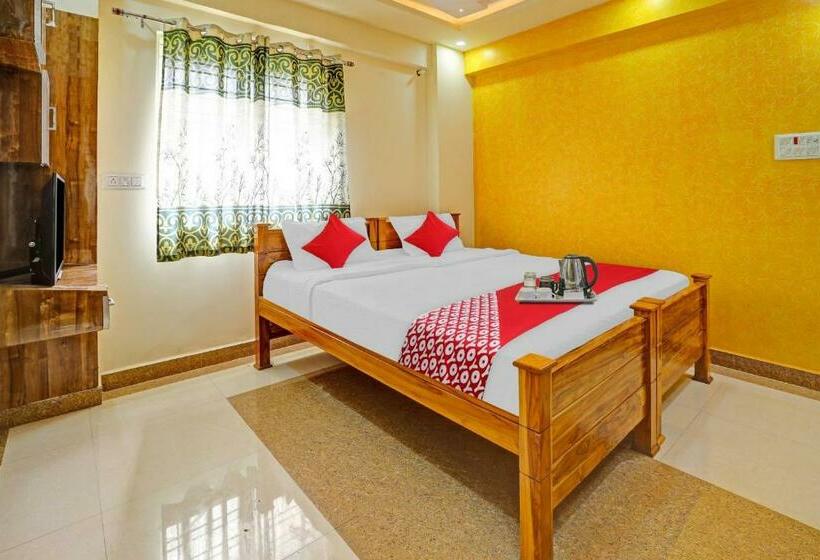 Отель Oyo 90286 Raj Residency