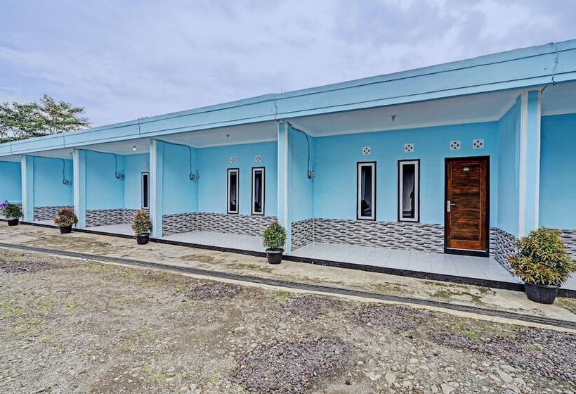 호텔 Oyo 91334 Permata Papua Guest House