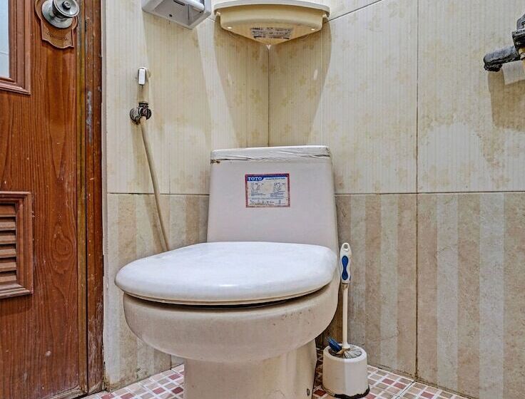 호텔 Oyo 91334 Permata Papua Guest House