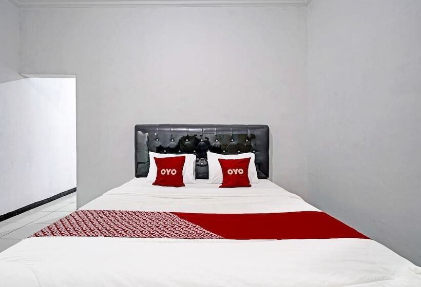 호텔 Oyo 91334 Permata Papua Guest House