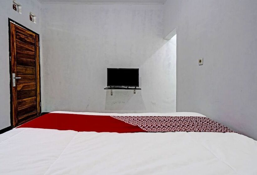 호텔 Oyo 91334 Permata Papua Guest House