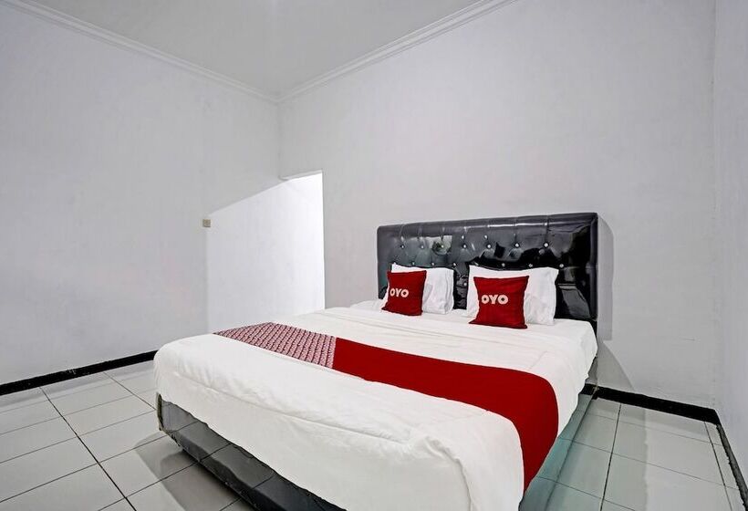 호텔 Oyo 91334 Permata Papua Guest House