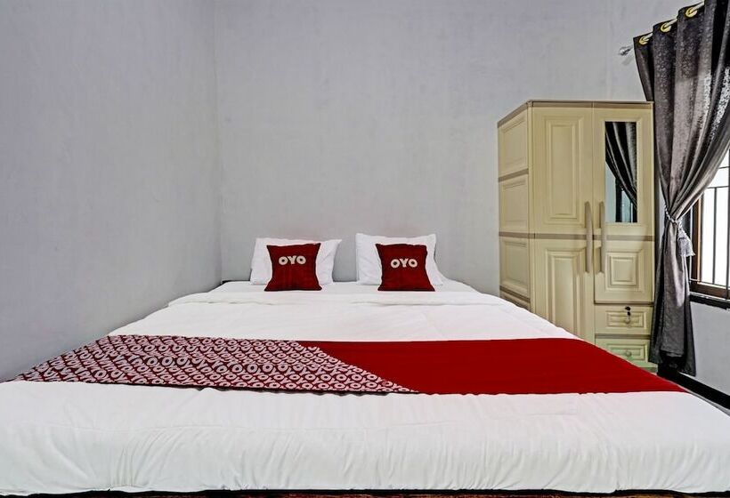 호텔 Oyo 91334 Permata Papua Guest House