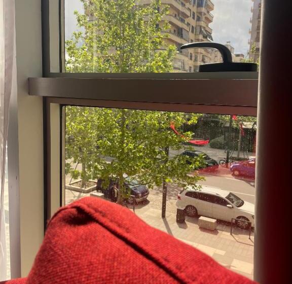 בית מלון כפרי Kondo Stays   Polifonia City Loft