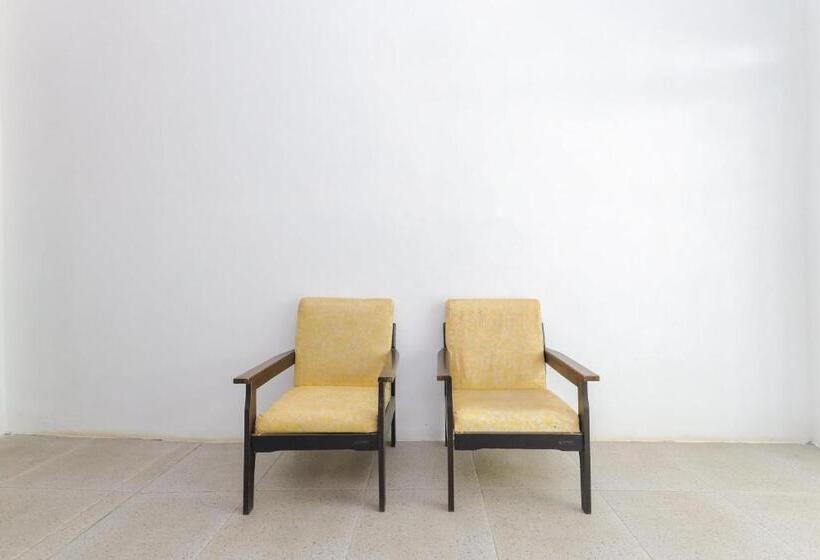 ホテル Reddoorz Near Rsud Banten Serang