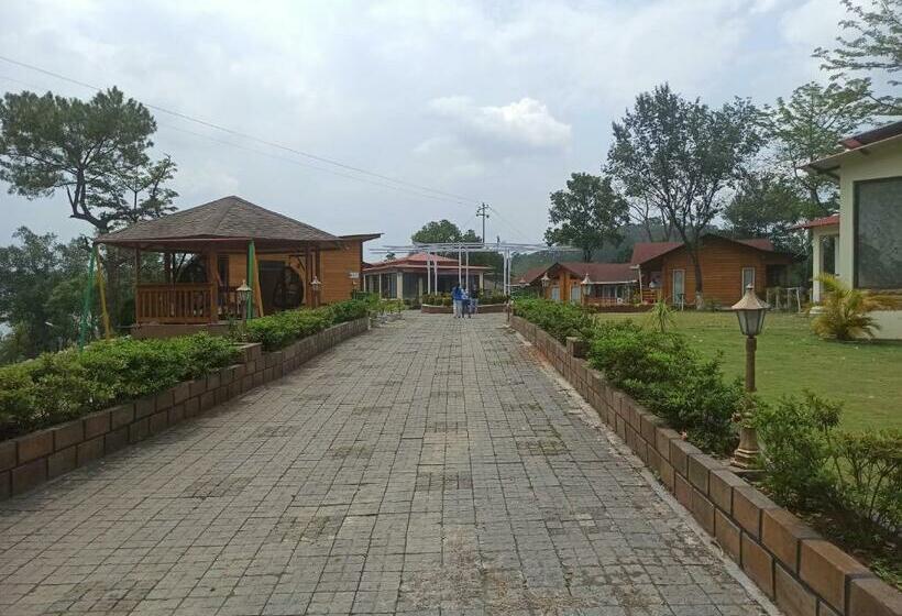 בית מלון כפרי Ri Shat Sngi Orchid Resort By World Choice