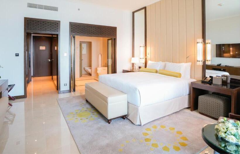 فندق Rixos Marina Abu Dhabi