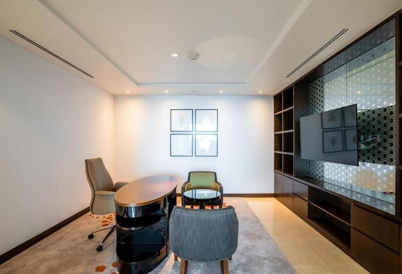 فندق Rixos Marina Abu Dhabi