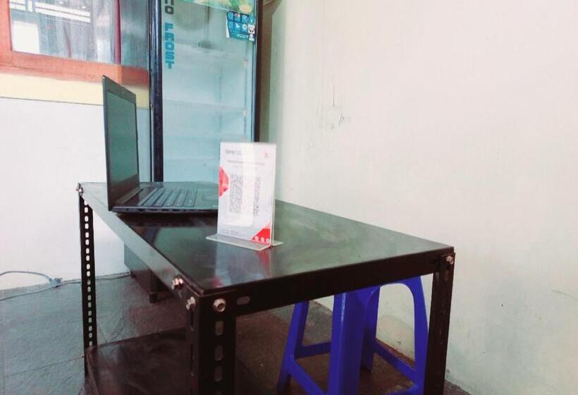 فندق Spot On 91336 Guesthouse Tarumanegara