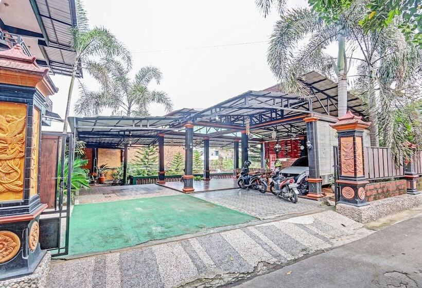 酒店 Spot On 91337 Pandu Homestay Klaten