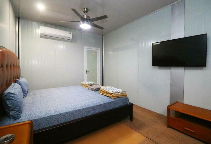 فندق The Cube Stay