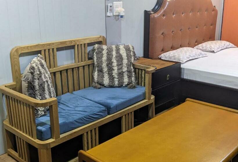 فندق The Cube Stay