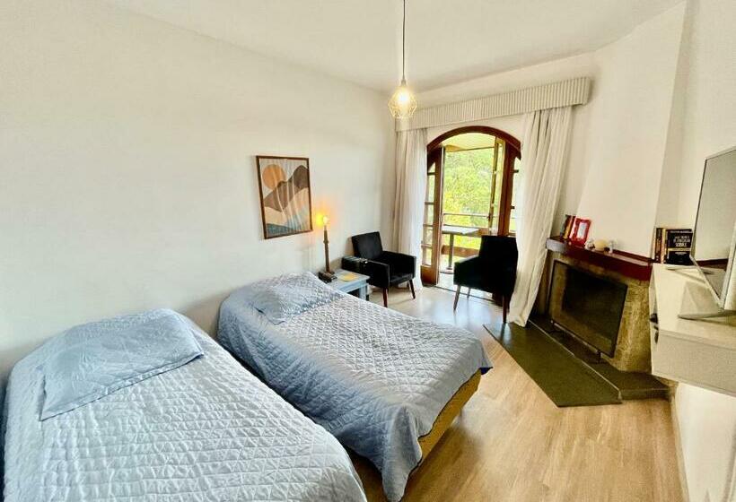 Mineir.inn Piscina Aquecida E Hidro Na Montanha