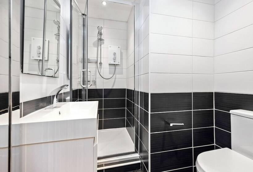 Joivy Modern Flat In City Centre   For Up To 3 Guests