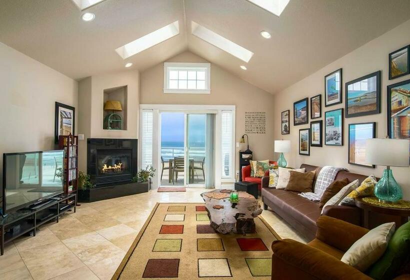 Moonlight By Avantstay Modern Home W Views Direct Access To Rockaway Beach