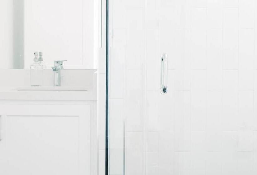 O Neill I By Avantstay Coastal Paradise Steps From Beach Modern Decor