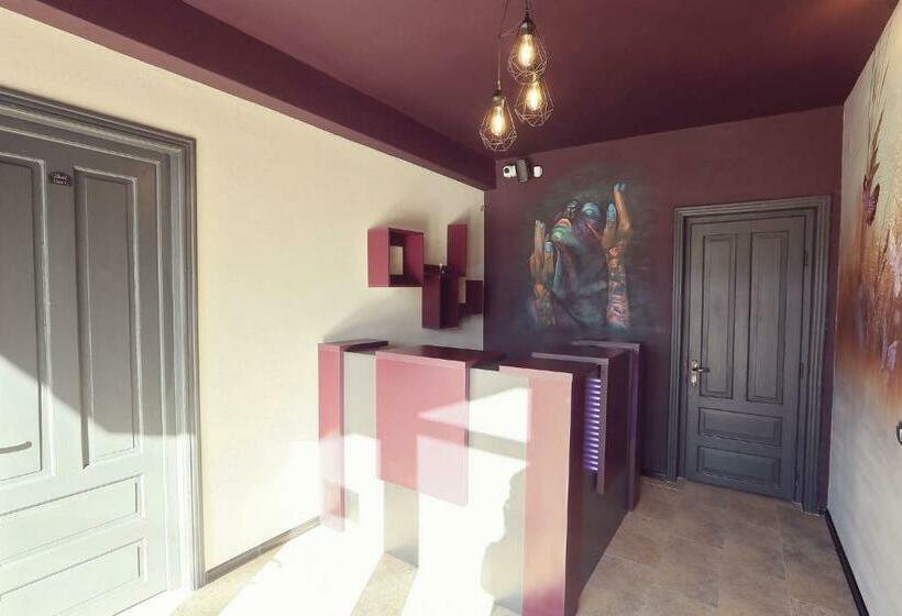 Пансион Dezire Guesthouse