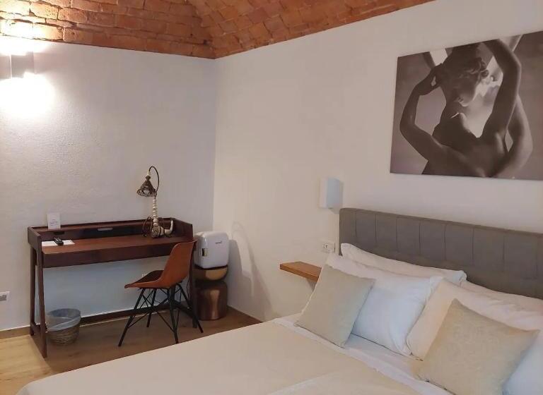 膳宿费 Federico Ii Rooms And Breakfast