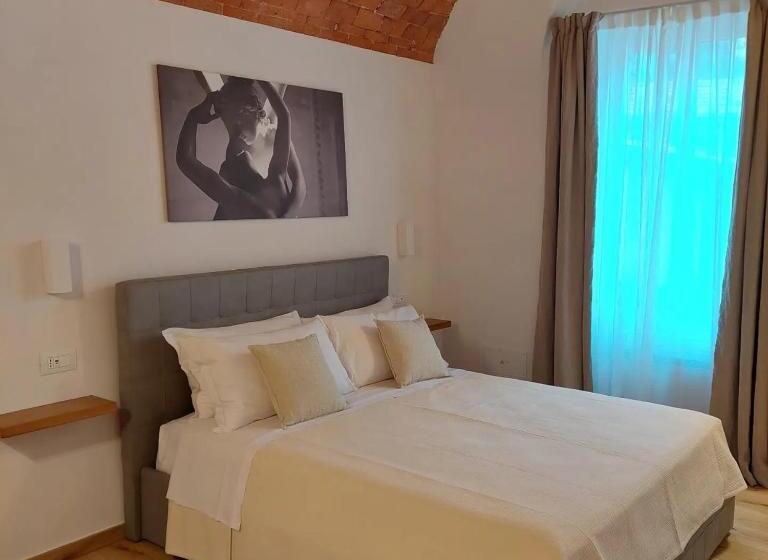 膳宿费 Federico Ii Rooms And Breakfast