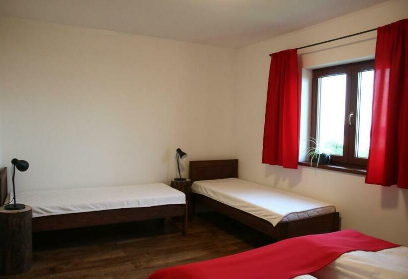 פנסיון Palavia Apartments