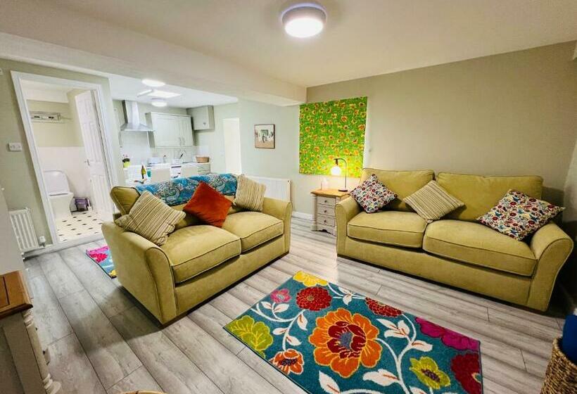 Пансион Pentre Cerrig Country House