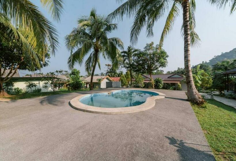 膳宿费 Surfer S Village