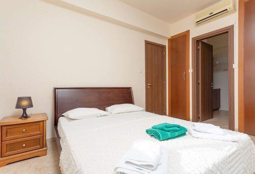 Villa Nikol In Paralimni