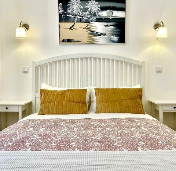 هاستل Pirata Milfontes Guest House