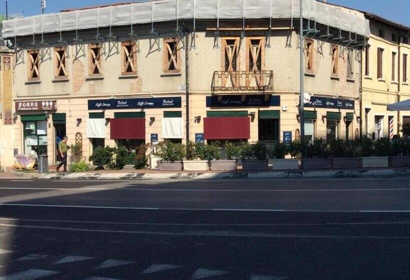 تختخواب و صبحانه Chowdhury House Unit 2