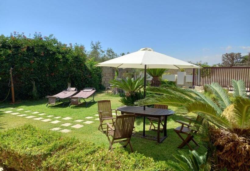 Bed and Breakfast Green Rooms   Marzamemi