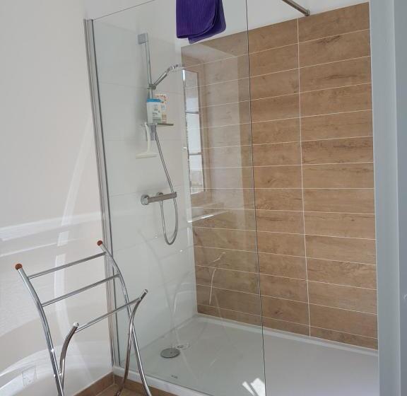 ベッドアンドブレックファースト L Airial De Larroque