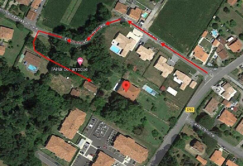 ベッドアンドブレックファースト L Airial De Larroque