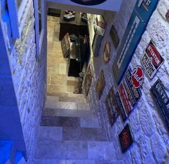 مبيت وإفطار Suite 785 Chambre Loveroom Jacuzzi Sauna Cave