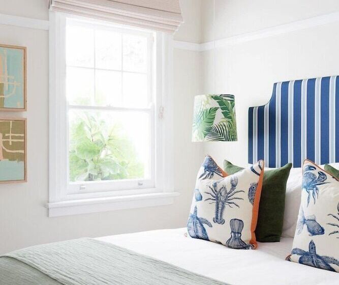 هتل Barrenjoey House