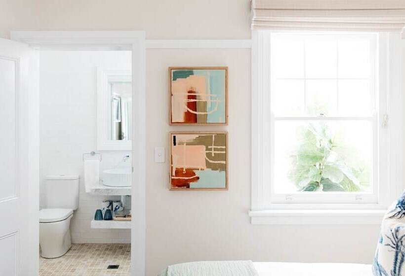 Отель Barrenjoey House