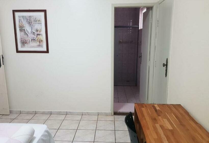 ホテル Central Palace