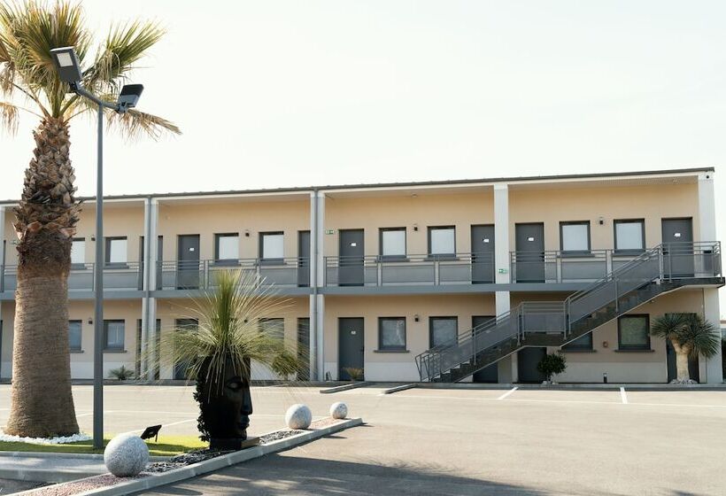 בית מלון כפרי Cottages De France Cdg