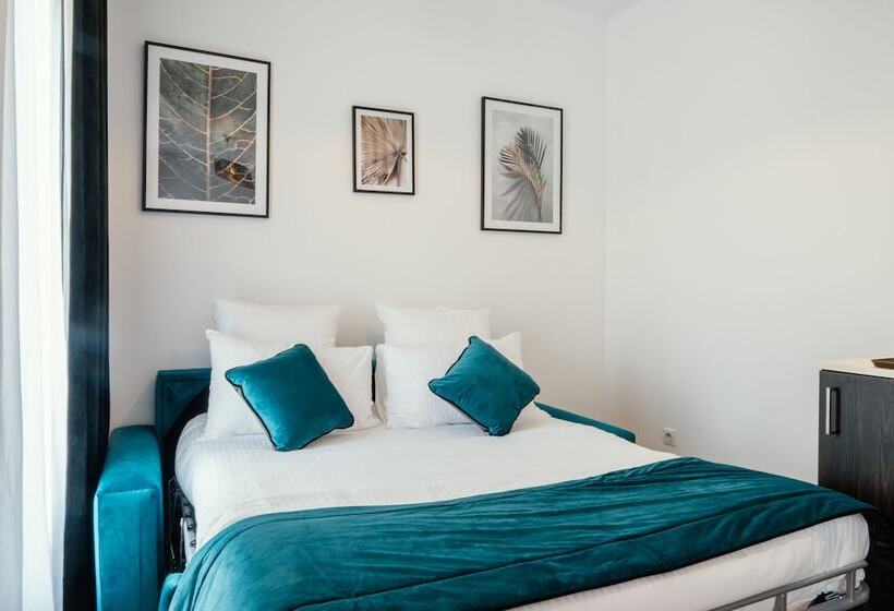 בית מלון כפרי Cottages De France Cdg