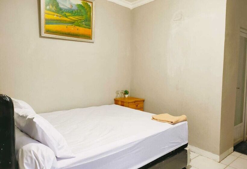 호텔 Express O 91277 Atiq Homestay Syariah