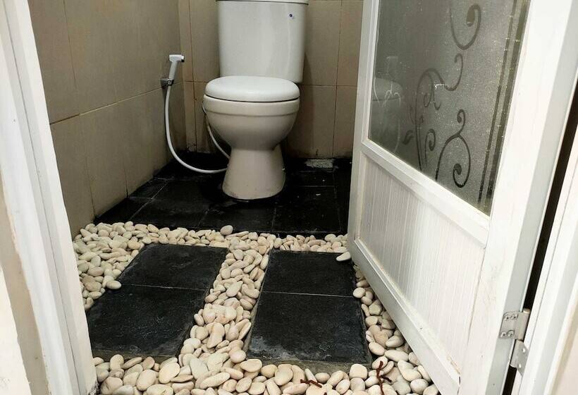 호텔 Express O 91277 Atiq Homestay Syariah