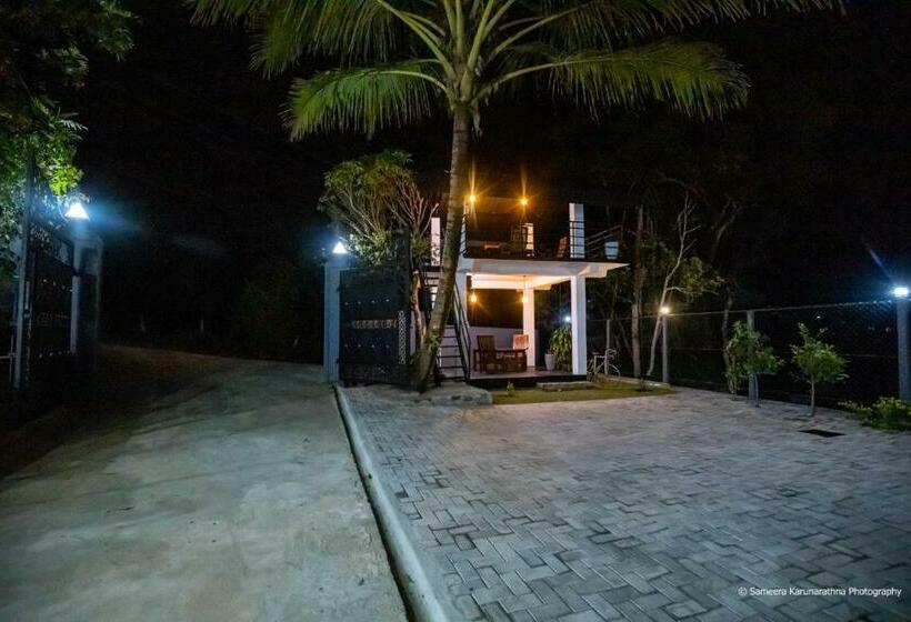 Grand Jumbo Hotel & Restaurant