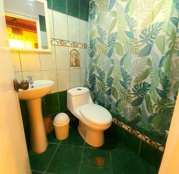 ホテル Huanchaco Gardens